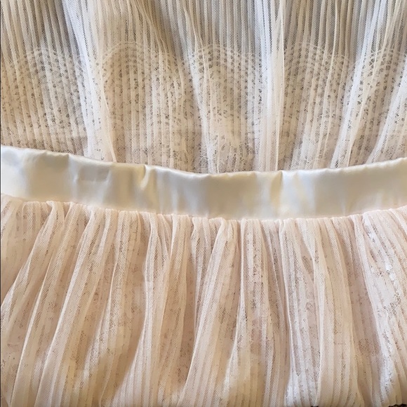 Tulle & Floral Lace Skirt by Victoria Secret - Picture 2 of 4